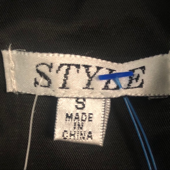 ❄️NWT STYLE Originally $90 Hooded Vest Dress Small - Picture 5 of 7